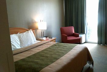 Lodge Econo Rawlins